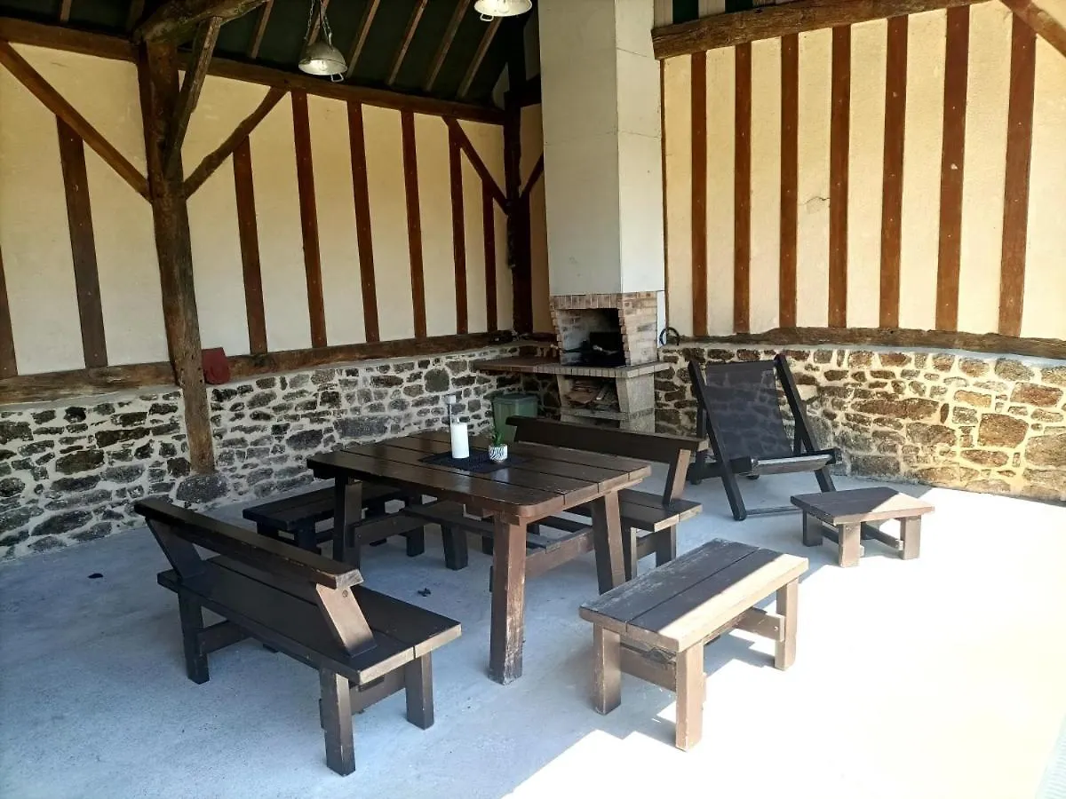 La Rezendine Vila Saint-Georges-de-Reintembault